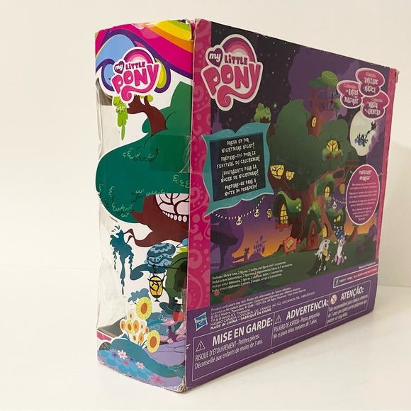 My Little Pony Friendship is Magic Twilight Sparkle Golden Oak Library Playset - Picture 15 of 16